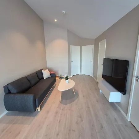 Ny Stor Toppleilighet I Sogne Apartment *