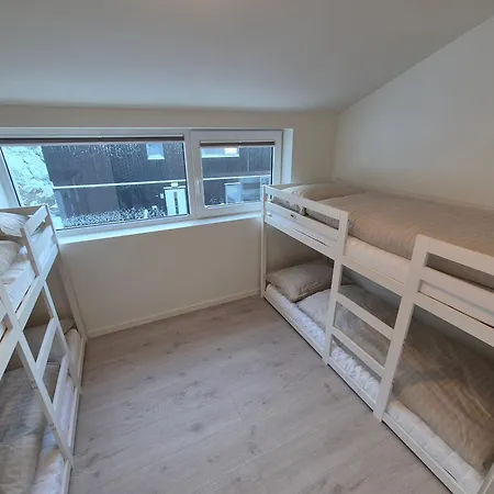 Toppleilighet I Sogne Med Innendors Basseng كريستينساند