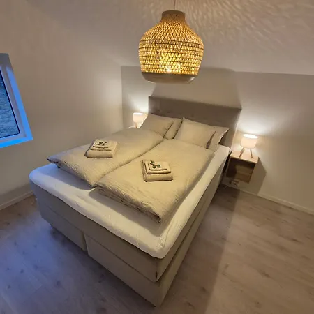 Toppleilighet I Sogne Med Innendors Basseng