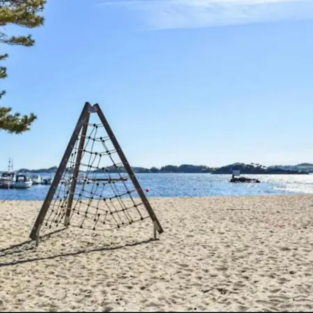 Toppleilighet I Sogne Med Innendors Basseng * Kristiansand